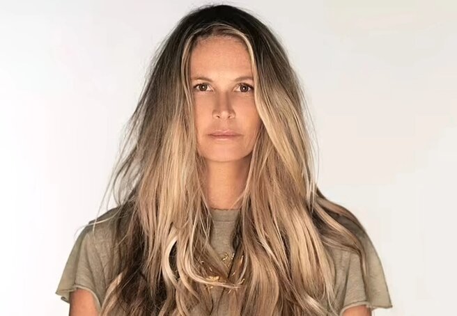 "I Drank Vodka Every Night." Elle Macpherson Opens Up About Her Struggle With Alcohol Addiction