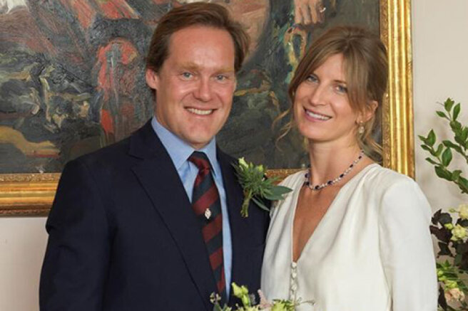 A friend of Prince Harry and an enviable British bachelor, the Duke of Roxburghe got married