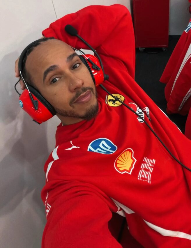 Льюис Хэмилтон