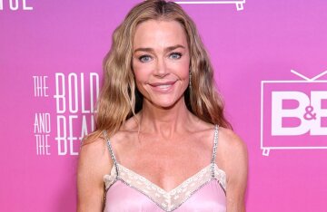 Denise Richards, 55, made her first public appearance since her much-publicized facelift.