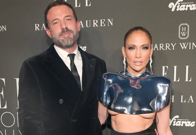 'Can't cope with harsh reality': Jennifer Lopez's friends believe she is abusing alcohol amid her divorce from Ben Affleck