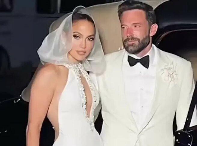 Marriage problems between Jennifer Lopez and Ben Affleck were influenced by financial differences