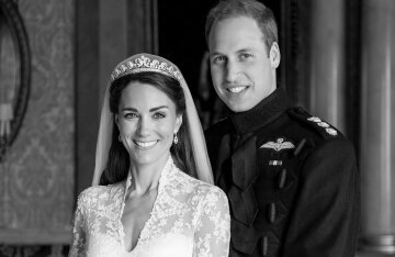 Prince William and Kate Middleton published their portrait on the occasion of their wedding anniversary and scared everyone