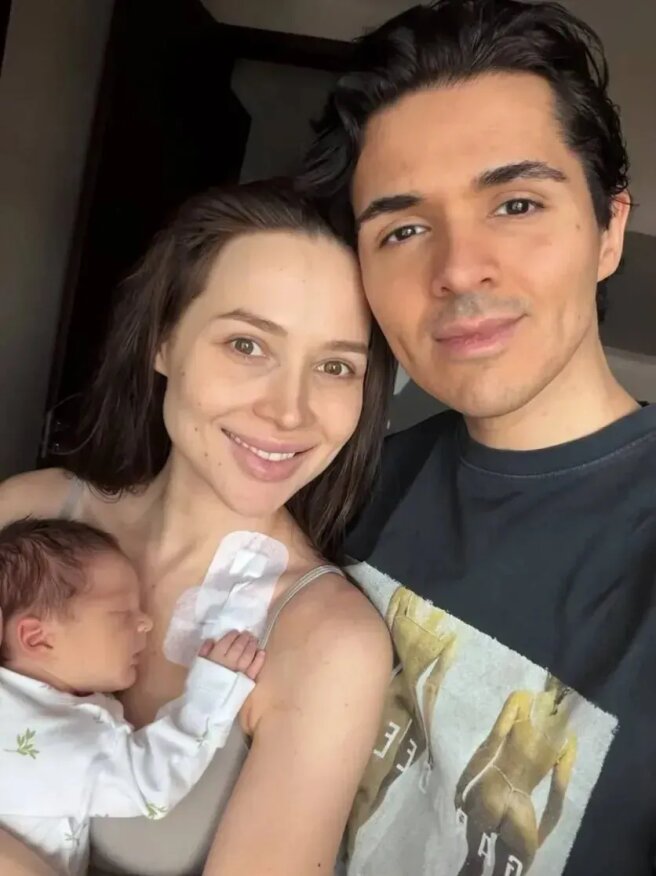 Лерчек и Луис Сквиччиарини с сыном