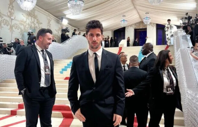 The Italian model was fired from the Met Gala “for beauty”: he outshone Kylie Jenner