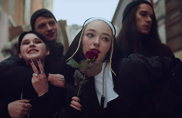 Protests, subscriptions, sex: the group "DDT" released a video "Not with you" about the young generation that lives "for love"