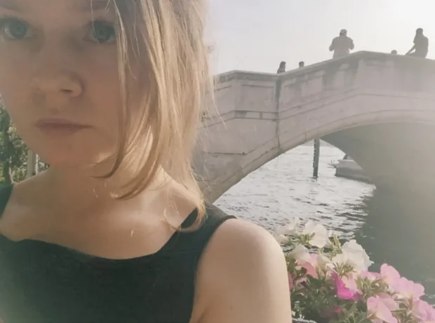 Анна Делви/Фото: theannadelvey/Instagram*