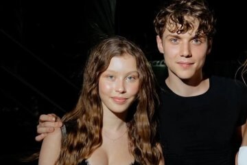 Anna Peresild and Vanya Dmitrienko are spending time in Thailand.