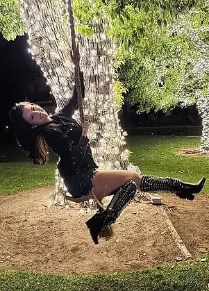 Селена Гомес