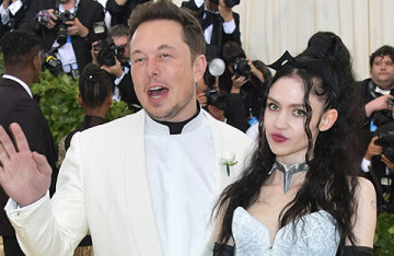 Grimes complained of harassment because of her relationship with Elon Musk