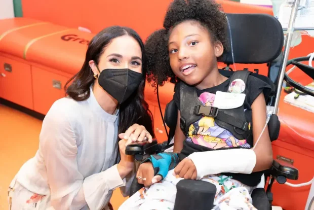 Меган Маркл навещает пациентов в детской больнице/Фото: Childrens Hospital Los Angeles