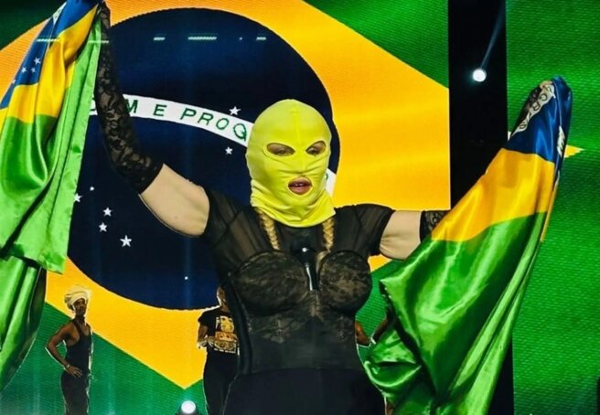 Madonna gave the biggest concert of her career, performing in front of 1.6 million people on Copacabana Beach