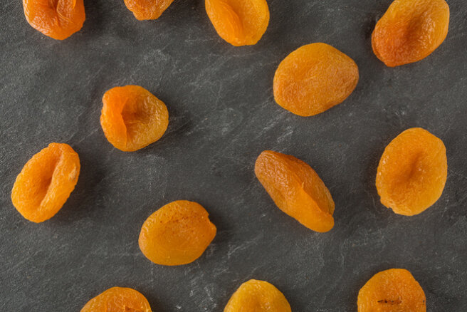 dried apricots