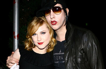 Evan Rachel Wood said that Marilyn Manson raped her on the set of the video