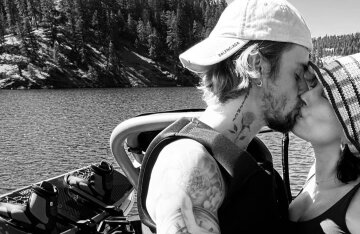 Justin Bieber Posts New Photo With Pregnant Wife Hailey On Lake Shore