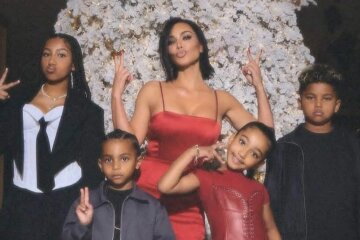 Kim Kardashian Posts Family Christmas Photoshoot: The Internet Is Surprised by 11-Year-Old North