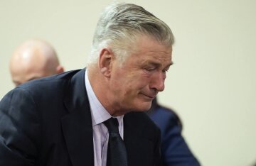 Alec Baldwin finally cleared of manslaughter charges. Actor sheds tears