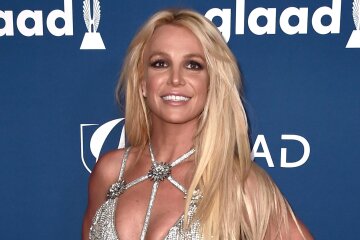 "He'll Propose and Become the Next Kevin Federline." Britney Spears' Friends Fear She'll Soon Marry Her Criminal-Reported Boyfriend