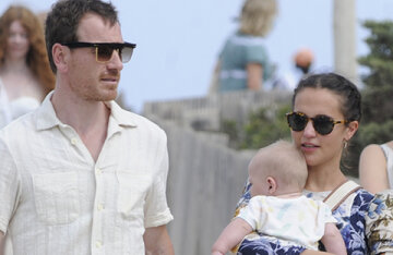 Michael Fassbender and Alicia Vikander with a child were filmed in Ibiza
