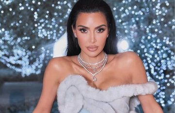 "Puts children at risk." Kim Kardashian was outraged that Kanye West is again trying to sort things out through social networks