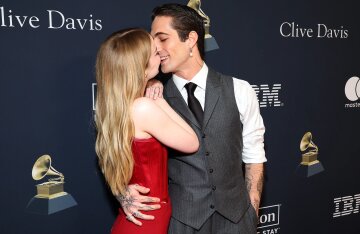 Damiano David and his new girlfriend Dove Cameron, Lana Del Rey, Cher, Paris Hilton at the Grammy pre-party