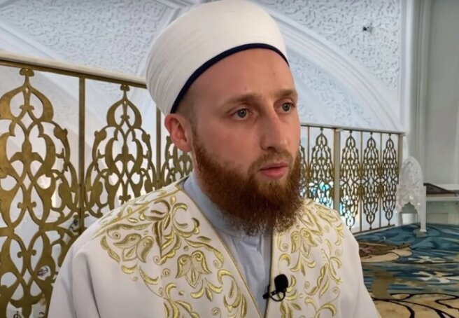 "Only from the elbow, with small blows." Imam from Kazan criticized for instructions on how to "beat" a wife