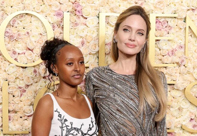 Angelina Jolie Attends Golden Globe Awards With Daughter Zahara