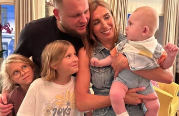 Svetlana Bondarchuk showed her youngest son's face for the first time