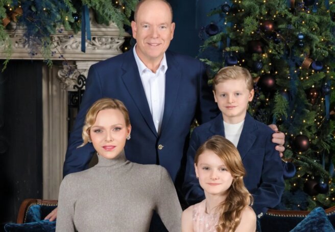 Prince Albert II of Monaco and Princess Charlene of Monaco with their children presented a Christmas card.