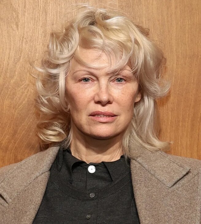 Памела Андерсон