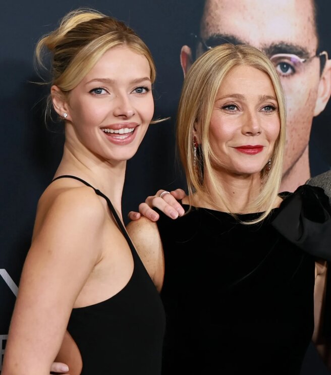 Эппл Мартин и Гвинет Пэлтроу