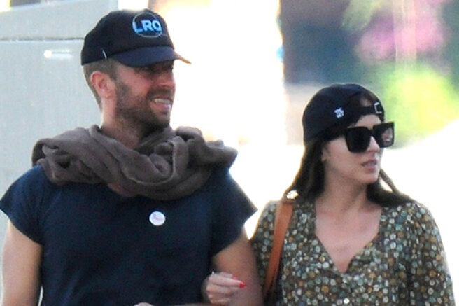 Dakota Johnson and Chris Martin spend a romantic weekend in Majorca: photos