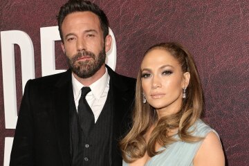 Media: Jennifer Lopez and Ben Affleck complete divorce paperwork