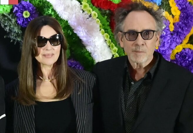 Tim Burton and his beloved Monica Bellucci, Jenna Ortega and Justin Theroux at the premiere of the film "Beetlejuice"