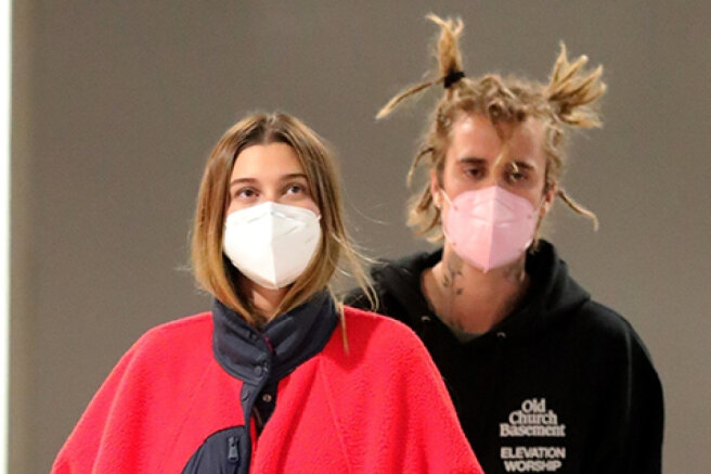 Justin and Hailey Bieber at dinner in Los Angeles: new photos of the couple