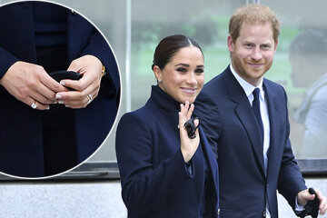 The mysterious ring on the little finger and the watch of Princess Diana: Meghan Markle went out in jewelry worth 400 thousand dollars
