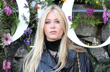 Claudia Schiffer's 19-year-old daughter Clementine de Vere Drummond came out