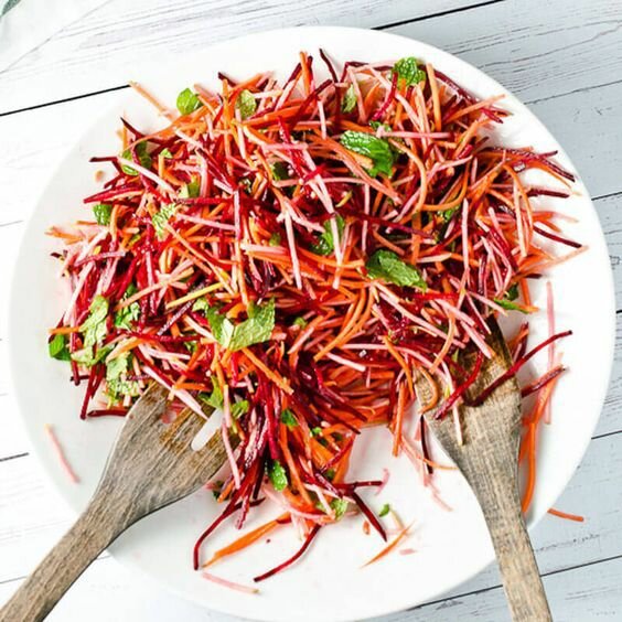 Summer salads for weight loss: simple and delicious recipes