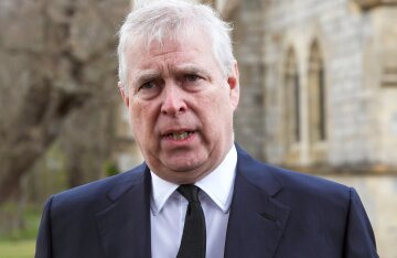 The Windsors secretly visited the disgraced Prince Andrew.