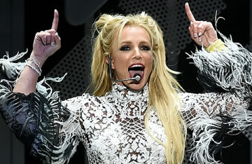 Britney Spears ' manager believes that the singer will soon end her musical career