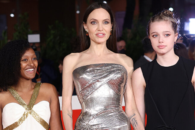 Angelina Jolie with her daughters, Kit Harington and others at the premiere of the film "Eternal" in Rome