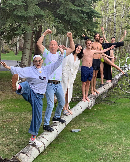 Demi Moore and Bruce Willis with their daughters and friends