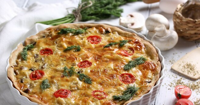 Seasonal quiche with vegetables: a delicious recipe from Grigory Herman