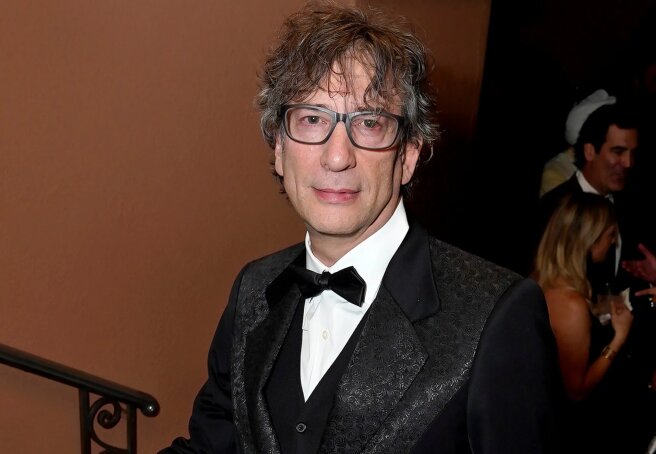 Two women have accused writer Neil Gaiman of sexual assault.