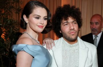 Selena Gomez Attends Golden Globes With Fiance Benny Blanco