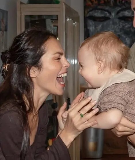 Сати Казанова с дочерью