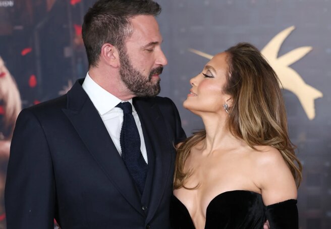 Insiders said Ben Affleck has "come to his senses" and wants to divorce Jennifer Lopez