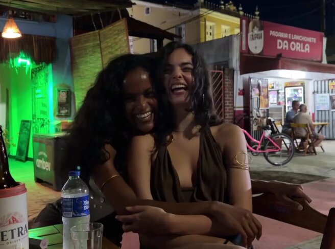 Нара Баптиста и Дева Кассель