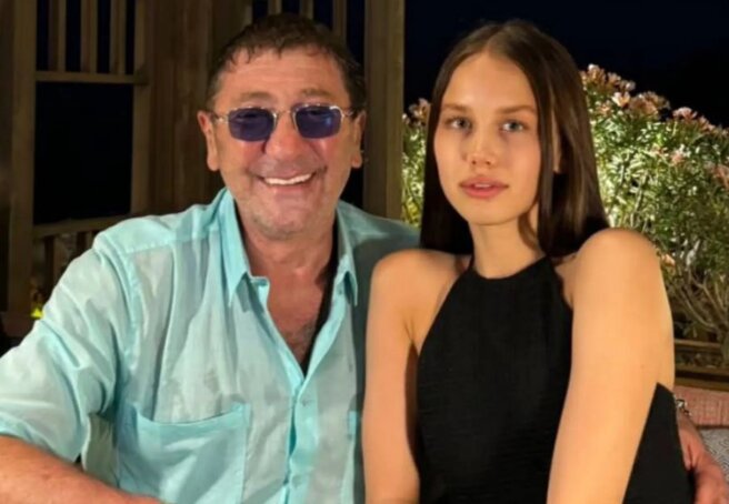 Grigory Leps complained that he spends a lot of money on his 19-year-old bride