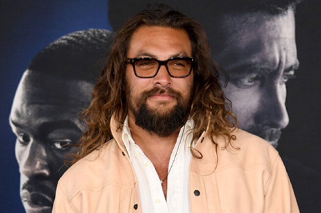Jason Momoa commented on rumors of an affair with Kate Beckinsale: "I was just being gallant"